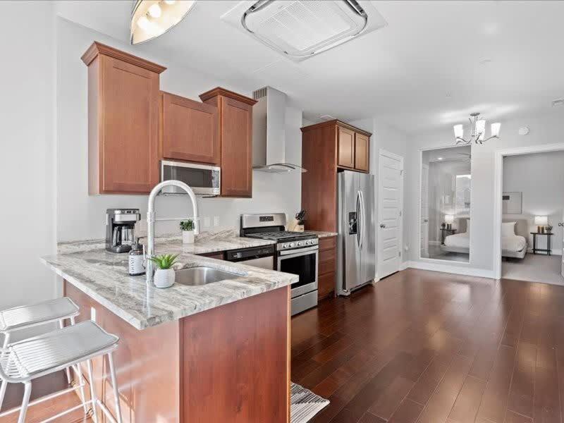 Cozysuites Modern 1Br, Ppg Paints Arena, Pitts Питтсбург Экстерьер фото
